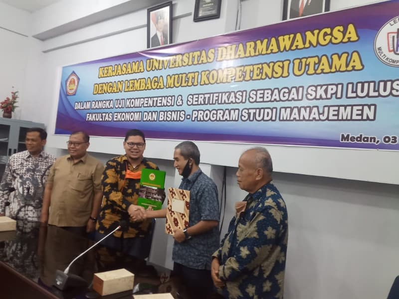 MOU LMKU dengan Dharmawangsa